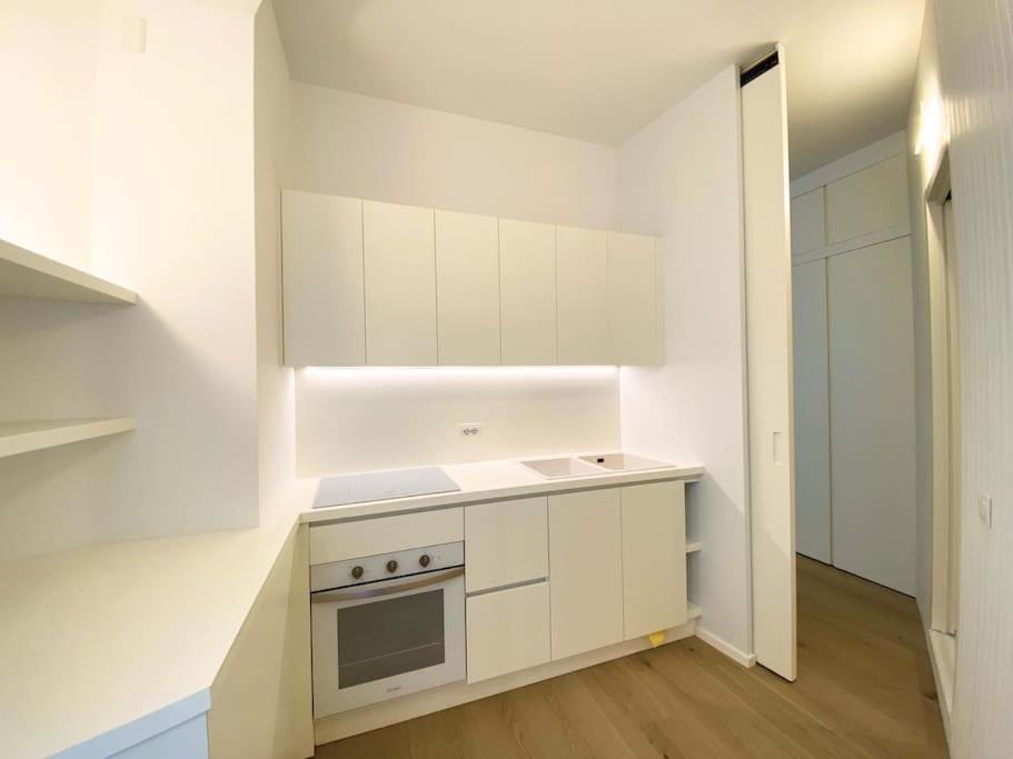 The Window On The Theatre And The Cathedral - Luxury Apartment Como Bagian luar foto